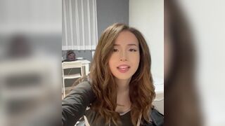 Pokimane Big Booty In Tight Jeans Live Twitch Stream Leaked Video