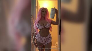 Wettmelons Pink Hair Sexy Girl Onlyfans Leaked Video