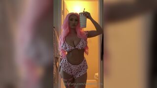 Wettmelons Pink Hair Sexy Girl Onlyfans Leaked Video