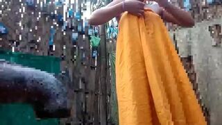 Rustic Hairy Pussy Pissing Video
 Indian Video