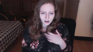 KissMyHips ASMR Moaning & Fingering Video