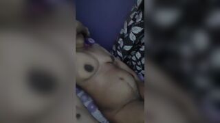 Wife’s routine is to take cock in mouth before sleeping
 Indian Video