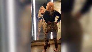 Cocoaustin Naughty Blonde Slut Wearing A Tight Jean OnlyFans Video