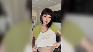 Moonbabyx44 Sexy Chick Try On haul Onlyfans Leaked Video