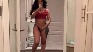 Cardi B Curvy Model Ready To Tease At Night Cam Video