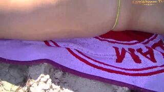 Nasty Slut Gets Her Pussy Rubbed By Local Man at the Beach Video