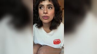 Sweetlatina1 Getting Naked and Start To Fucking Her Pussy With a Dildo Onlyfans Video