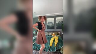 Taylorsdiary Naughty Babe Teasing While Trying New Clothes OnlyFans Video