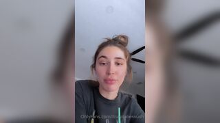 Itsnatalieroush Cute Whore Chatting With Fans OnlyFans Video