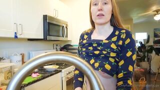 Rose Kelly Dishwashing Nipple Tease Video Leaked