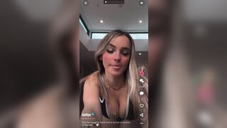 Kaitlyn Krems Showing Her Cleavage On Tiktok Video