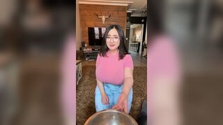 Aroomi Kim Pawg Curvy Cutie Kneel Down And Ask For Cumshot Leaked Video