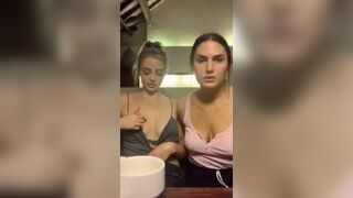 Gorgeous blonde girl nipslip on periscope